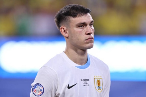 Ugarte trong màu áo Uruguay.